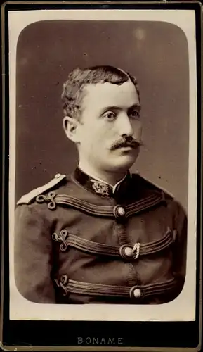 CdV Französischer Soldat in Uniform, Husar, Portrait