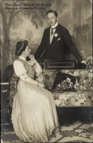 Ak Prinz August Wilhelm von Preußen, Prinzessin Alexandra Victoria