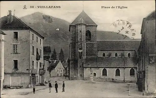 Ak Vuillafans Doubs, Place de l'Eglise