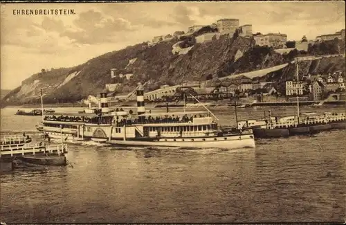 Ak Ehrenbreitstein Koblenz am Rhein, Salondampfer passiert die Schiffbrücke, Blick auf den Ort