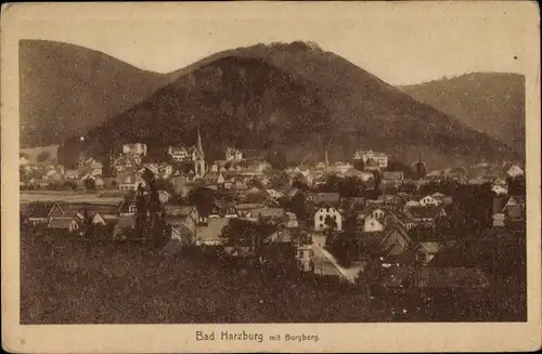 Ak Bad Harzburg am Harz, Totalansicht der Ortschaft mit Burgberg