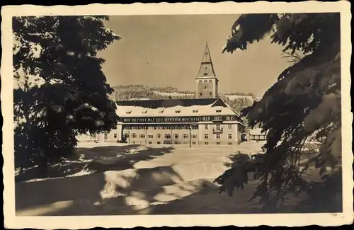 Ak Krün in Oberbayern, Schloss Elmau, Gesamtansicht