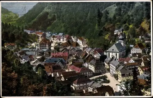 Ak Bad Berneck im Fichtelgebirge Bayern, Totalansicht der Ortschaft mit Kirche