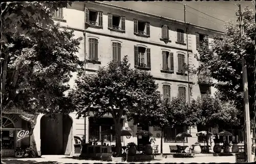 Ak Nyons Drôme, L'Hotel Colombet