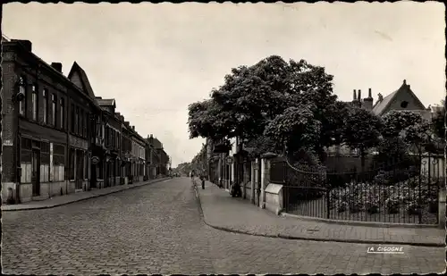 Ak Carvin Pas de Calais, Rue du Centre