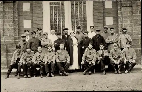 Foto Ak Französische Soldaten in Uniformen, Gruppenbild, I. WK
