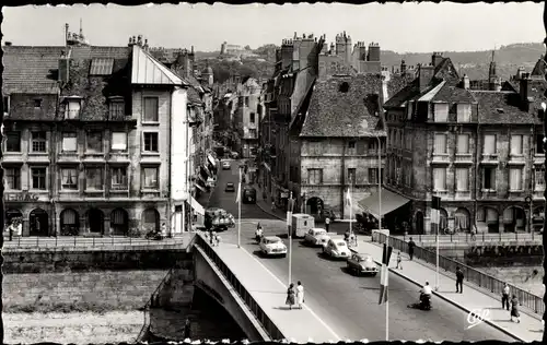 Ak Besançon Doubs, Le Pont Battant, Grande Rue