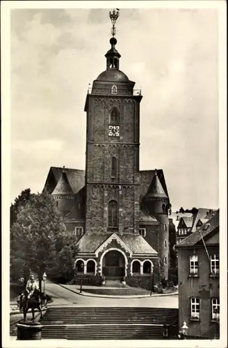 Ak Siegen in Westfalen, Nikolaikirche, Denkmal, Treppe