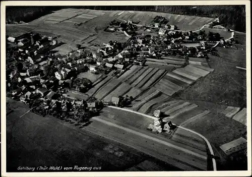 Ak Gehlberg Suhl in Thüringen, Blick auf den Ort mit Umgebung, Fliegeraufnahme