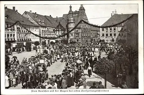 Ak Hildburghausen in Thüringen, Frau Rauschen und der Wagen des ersten Dorfzeitungsschreibers, Fest