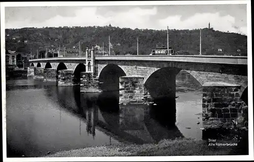 Ak Trier an der Mosel, Alte Römerbrücke