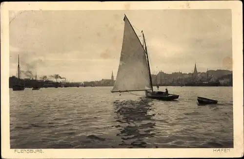 Ak Flensburg in Schleswig Holstein, Hafen, Segelboot