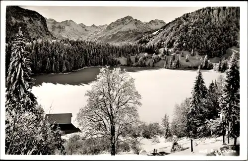 Ak Oberstdorf im Oberallgäu, Freibergsee im Winter