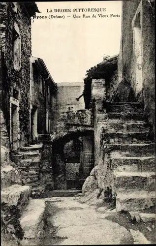 Ak Nyons Drôme, Une Rue de Vieux Forts