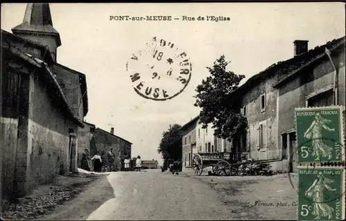 Ak Pont sur Meuse, Rue de l'Eglise