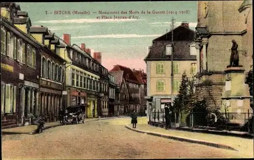 Ak Bitche Bitsch Lothringen Moselle, Gefallenenehrenmal, Platz Jeanne d'Arc