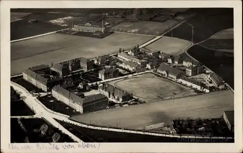 Foto Ak Meißen in Sachsen, Fliegeraufnahme von der Kaserne