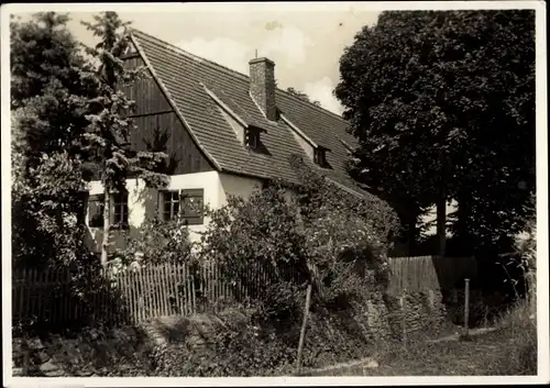 Foto Ak Berga an der Elster Thüringen, Blick auf ein Wohnhaus