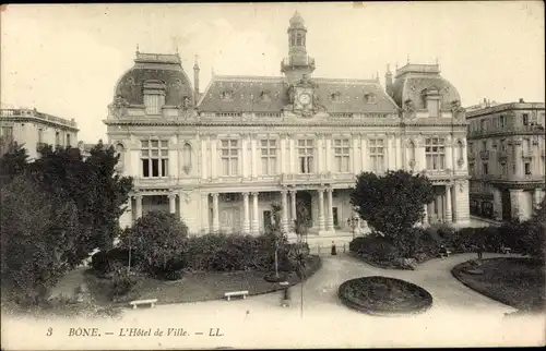 Ak Bone Algerien, L'Hotel de Ville