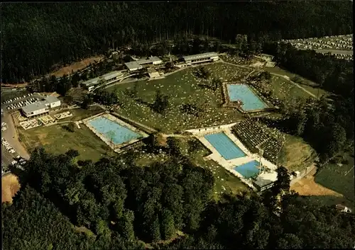 Ak Sindelfingen in Württemberg, Städtisches Freibad mit Schwimmstadion, Fliegeraufnahme