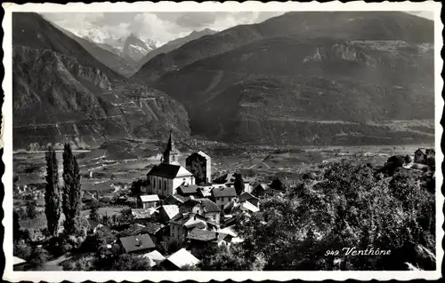 Ak Venthône Kanton Wallis, Totalansicht, Berge, Kirche