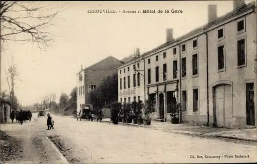 Ak Lerouville Lothringen Meuse, Avenue et Hôtel de la Gare