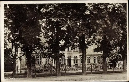 Ak Satrup in Angeln, Straßenpartie, Gebäude