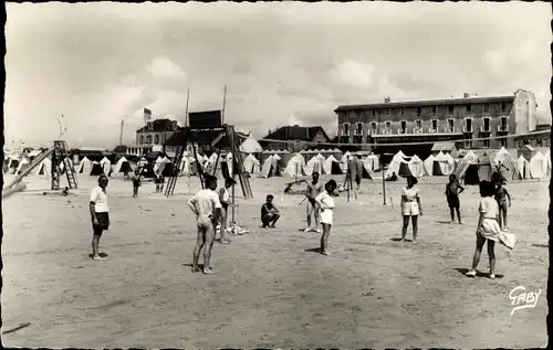 Ak Saint Jean de Monts Vendée, La Plage, Volleyball