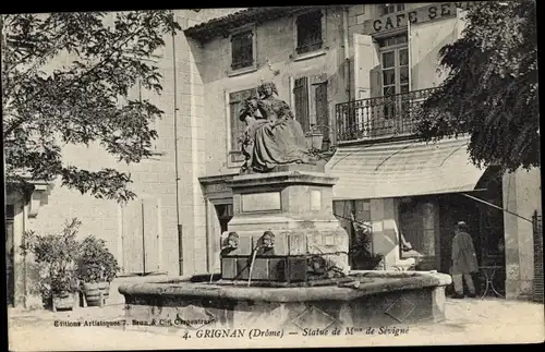 Ak Grignan Drôme, Statue de Madame de Sevigne