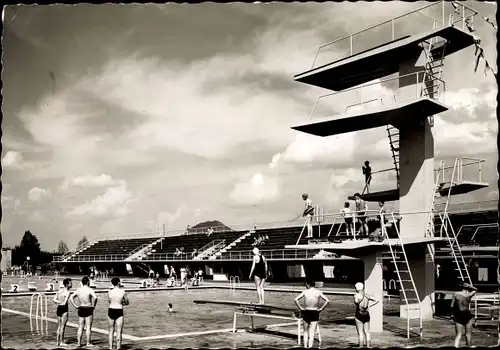 Ak Reutlingen in Württemberg, Freibad, Sprungturm