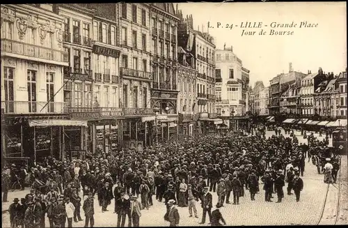 Ak Lille Nord, Grande Place, Jour de Bourse, Menschenmenge