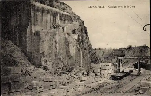 Ak Lerouville Lothringen Meuse, Carrière pres de la Gare