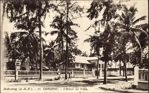 Ak Cotonou Benin, L'Hotel de Ville