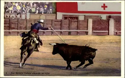 Ak Stierkampf, Dan Antonio Canero clavando un rejon