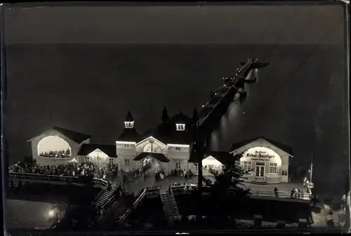 Foto Ak Ostseebad Sellin auf Rügen, Seebrücke