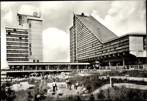 Ak Oberhof im Thüringer Wald, Interhotel Panorama, Minigolfanlage