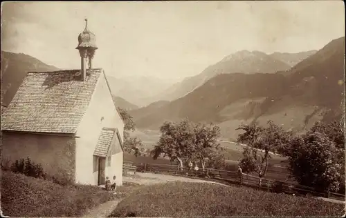 Foto Ak Ostrachtal in Baden, Kapelle, Blick ins Tal