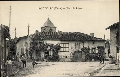 Ak Longeville en Barrois Meuse, Place de Laissue