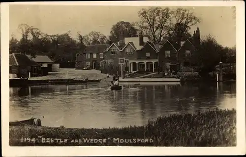 Foto Ak Moulsford Wallingford Oxfordshire England, Beetle and Wedge Boathouse