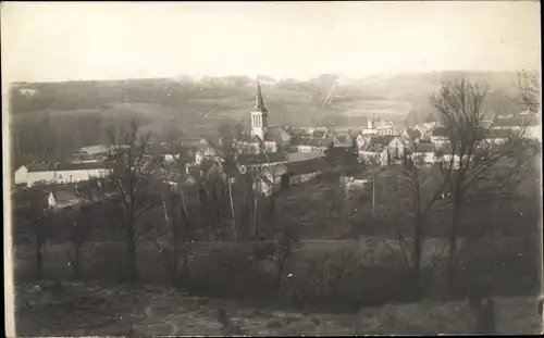 Foto Ak Vossence Nampcel Nampzel environs Oise, Blick auf den Ort