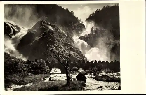 Ak Hardanger Norwegen, Blick auf Latefossen, Wasserfall