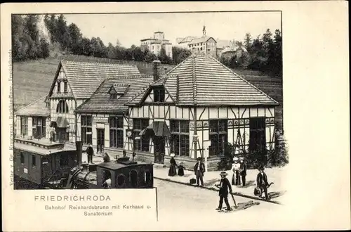 Ak Reinhardsbrunn Friedrichroda im Thüringer Wald, Bahnhof, Kurhaus, Sanatorium