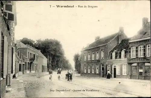 Ak Wormhoudt Wormhout Nord, Rue de Bergues, Geschäfte