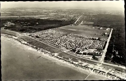 Ak Sahlenburg Cuxhaven in Niedersachsen, Zeltplätze am Wernerwald, Luftaufnahme