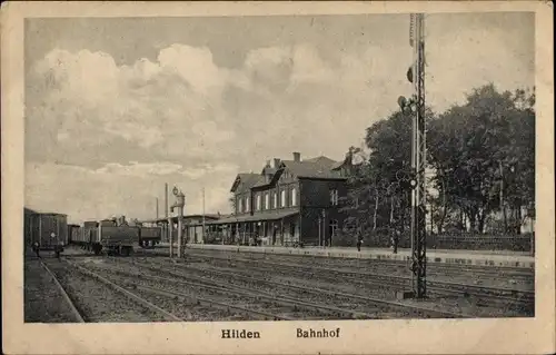 Ak Hilden Nordrhein Westfalen, Bahnhof, Gleisseite