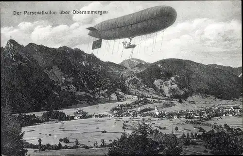 Ak Oberammergau in Oberbayern, Parsevalballon über der Stadt