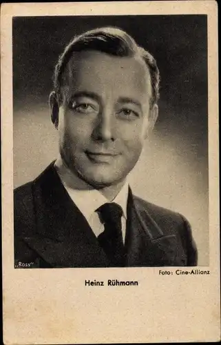 Ak Schauspieler Heinz Rühmann, Portrait, Anzug