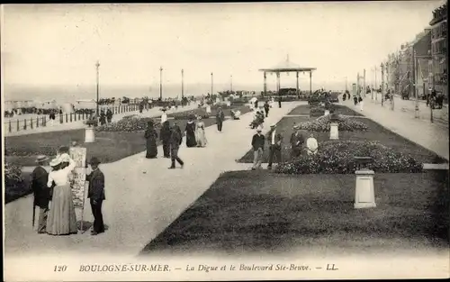 Ak Boulogne sur Mer Pas de Calais, La Digue et le Boulevard Sainte Beuve