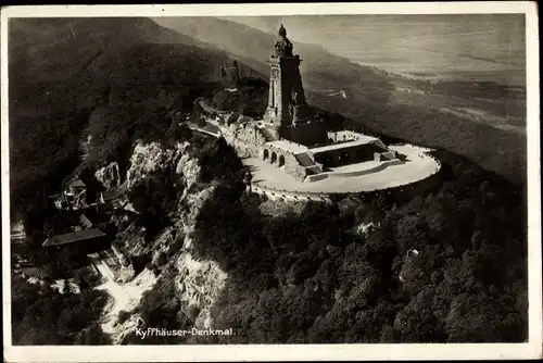 Ak Steinthaleben Kyffhäuserland in Thüringen, Kyffhäuser, Kaiser Wilhelm Denkmal, Felsen