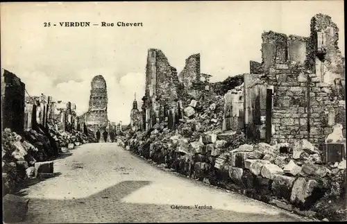 Ak Verdun Meuse, Rue Chevert, Kriegszerstörungen, I. WK